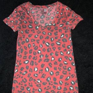 Nollie leopard tee